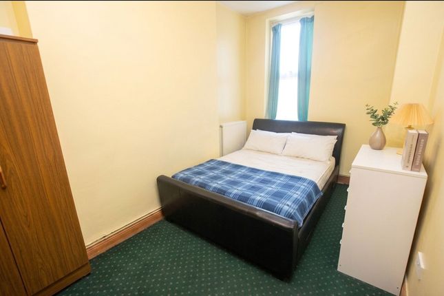 Flat 1, 109 Oxford Road, Reading photo 5