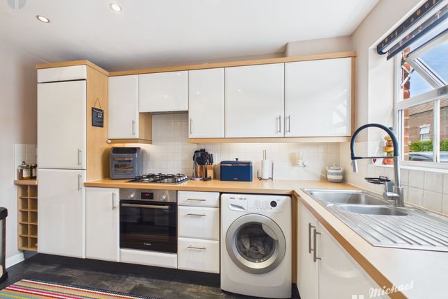 31 Arncott Way, Aylesbury photo 4