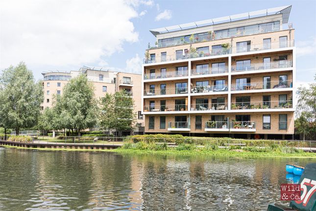 Flat for sale in Copper Court, Essex Wharf, London