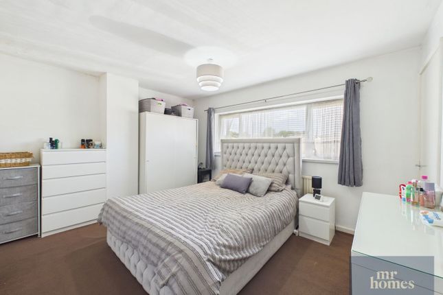 317, Heol Trelai, Cardiff photo 4