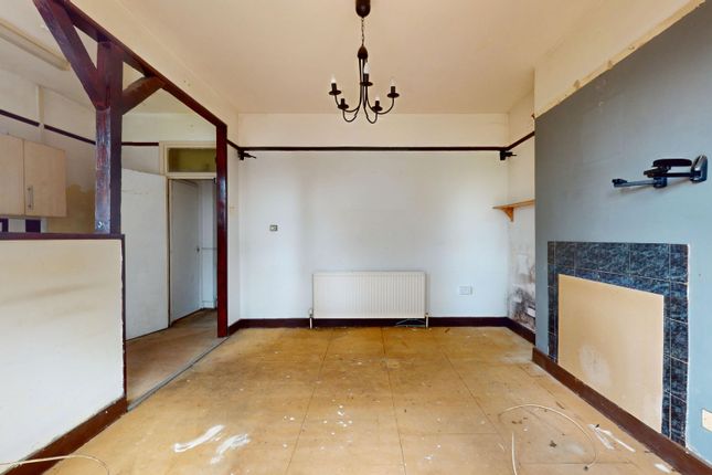 Flat 2, London photo 4