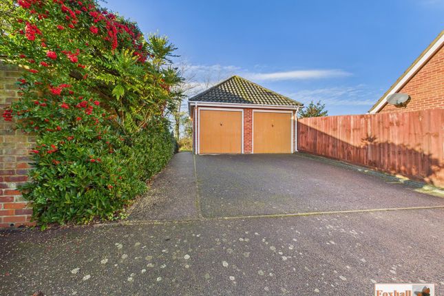10, Lambert Close, Woodbridge photo 4