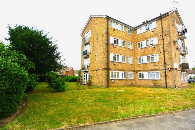 Flat for sale in Clare Road, Stanwell, Staines