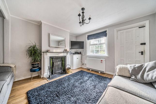 Gays Cottages,8, Tandridge Lane, Lingfield photo 3