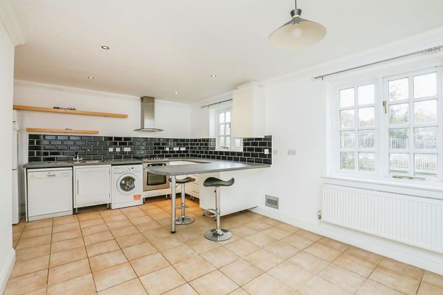 Town house for sale in Bracondale Millgate, Norwich