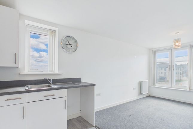 63 Neptune Road, Barry photo 3