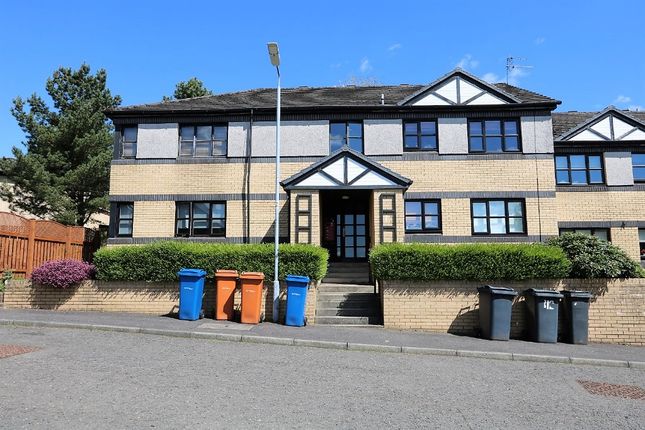 Thumbnail Flat to rent in Castlemains Road, Milngavie