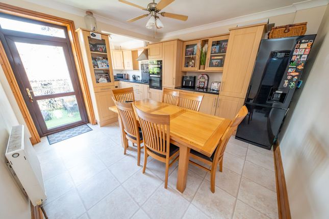 190, Park Avenue, Purbrook photo 4