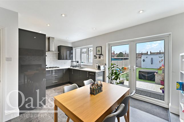 36, Kynaston Avenue, Surrey photo 4
