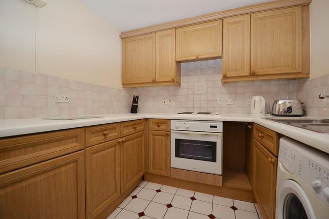 56, Morse Close, Uxbridge photo 4
