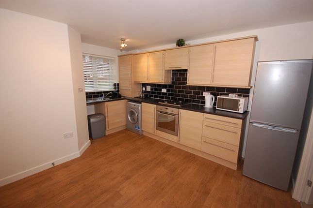 4, Acacia Croft, Belper photo 3