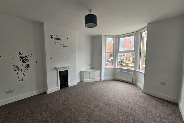 38, Belle Vue Road, Ipswich photo 2