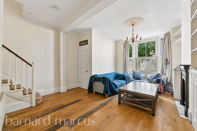 8, Kerrison Road, London photo 4