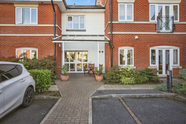 2-bed house on Mead Drive, Ipswich, £280,000