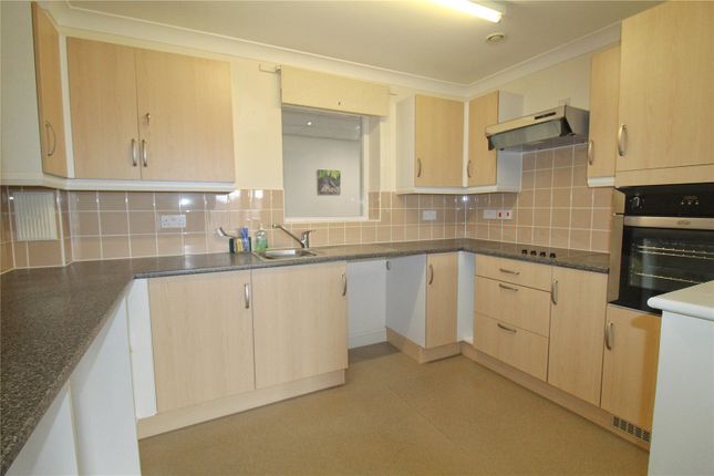 33, Florence Court, Wiltshire photo 4