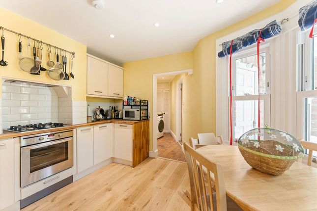 86, Goodrich Road, London photo 4