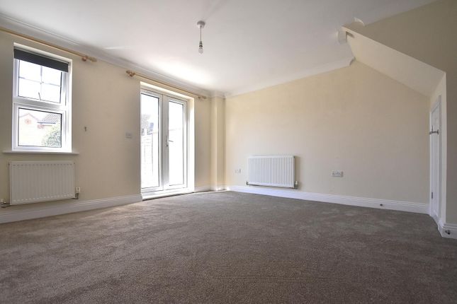 8, Snowberry Road, Newport photo 4