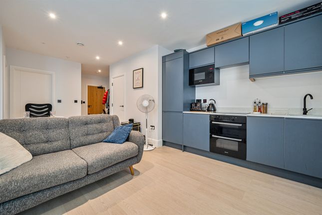 1, Flat 5, Station Road, Reading photo 3