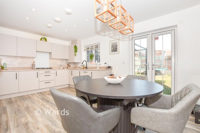 2, Bramble Close, Maidstone photo 2