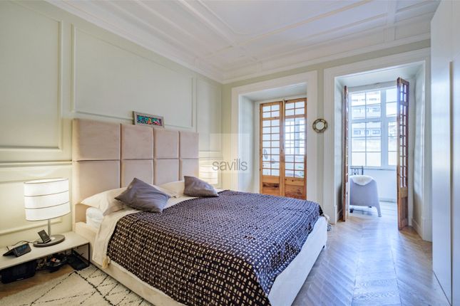 Apartment for sale in Exquisite 3 Bedroom Apartment, Avenidas Novas, Lisboa
