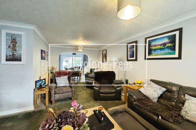 14, Camberley photo 2