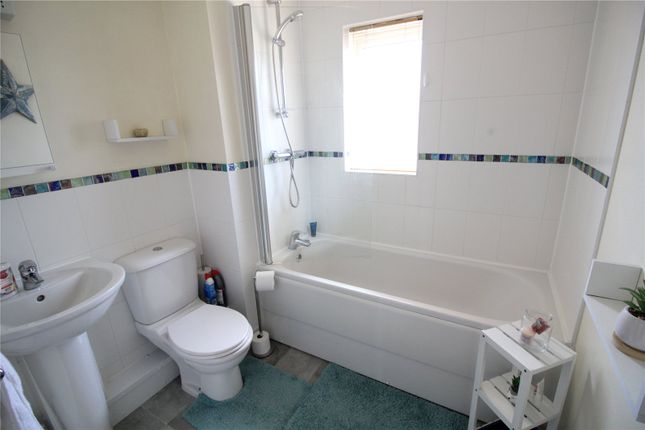 Flat for sale in Jagoda Court, Swindon