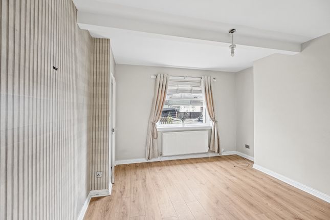 23 Park Street New Stevenston, Motherwell photo 2