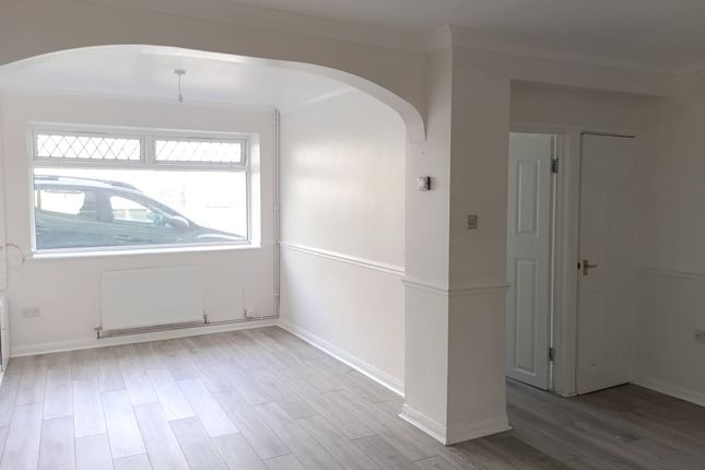 4, Pleasant Street, Swansea photo 3
