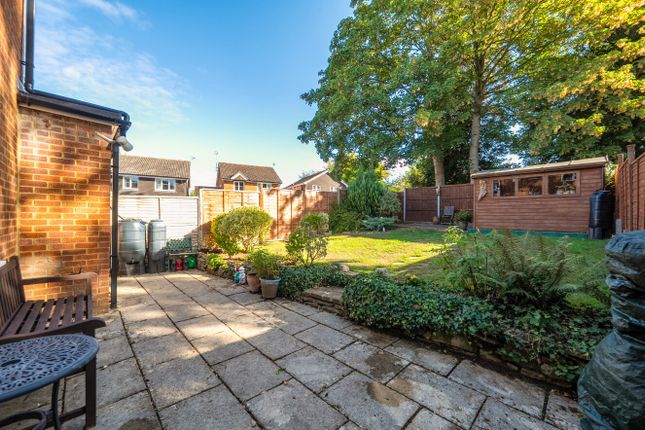27, College Hill, Surrey photo 4