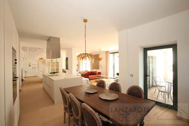 Villa for sale in Playa Blanca, Canary Islands, Spain