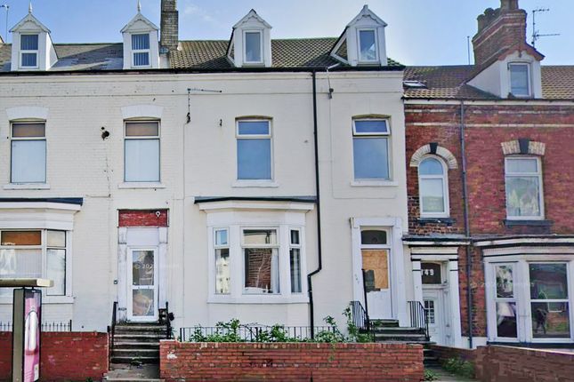 7-bed terraced on Stockton Road, Hartlepool, £145,000