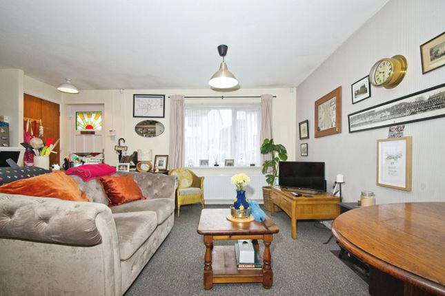 8., De Braose Close, Cardiff photo 3