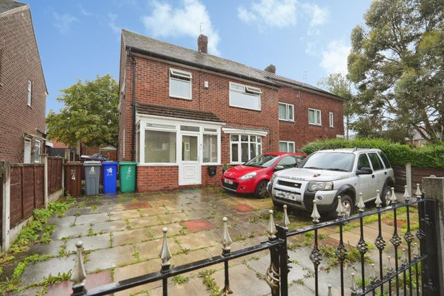 4, Aldercroft Avenue, Lancashire photo 4