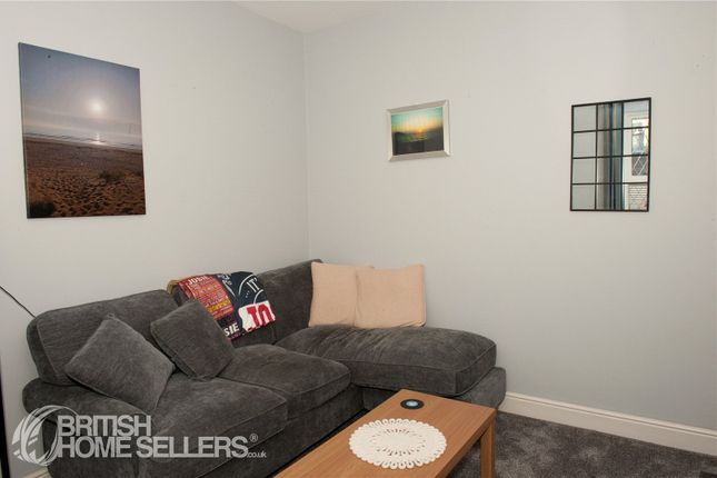 19, Leadwell Lane, Leeds photo 3
