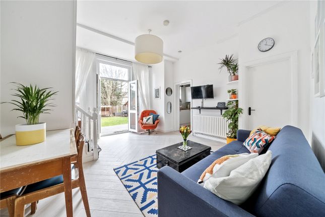 Flat for sale in Hurstbourne Road, London