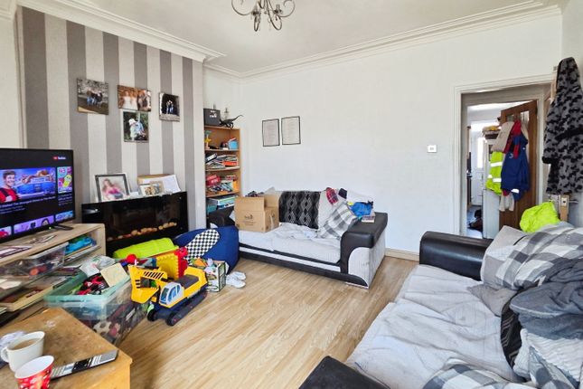 244, Barnsley Road, Rotherham photo 2