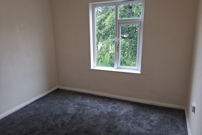 41 Garburn Place, Garburn Place, Newton Aycliffe DL5, Newton Aycliffe photo 4