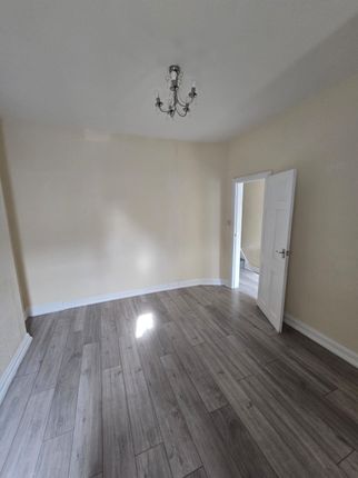 27 Maldon Road, Southend-On-Sea photo 2