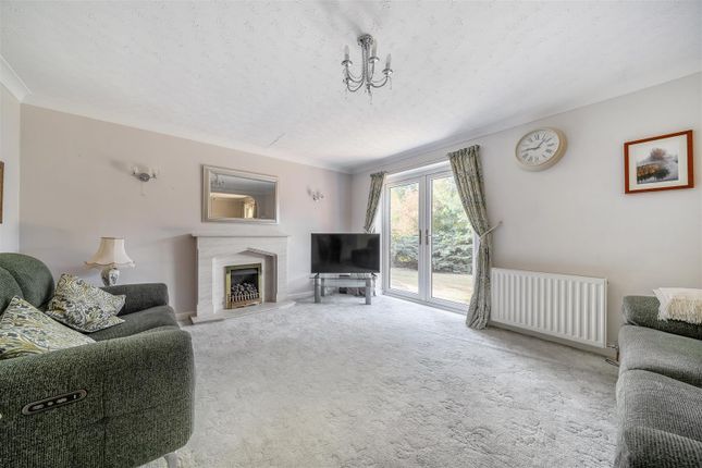19, Glenrose Avenue, Bedford photo 4