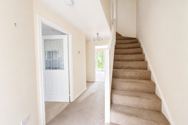 17, Morrow Way, Stourbridge photo 2