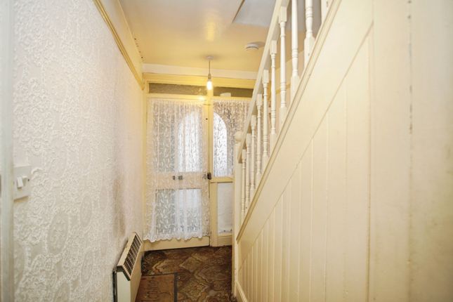 27, Beresford Avenue, West Midlands photo 4