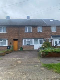Terraced house to rent in Hawthorne Avenue, Waltham Cross