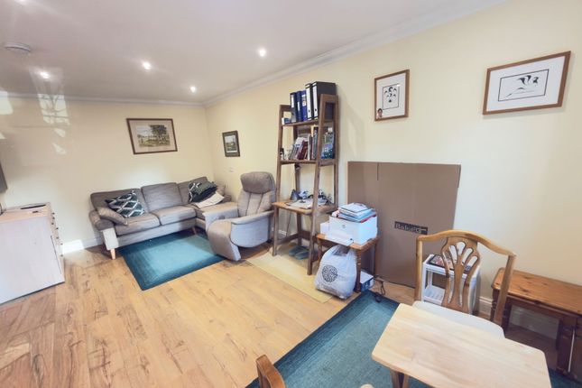 Aspley Court,33, Woburn Road, Milton Keynes photo 3