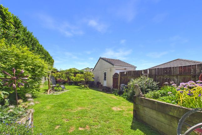 8, Maytree Close, Beaworthy photo 3