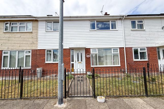 2-bed house on 5, Shannon Drive, Stoke-On-Trent, £160,000