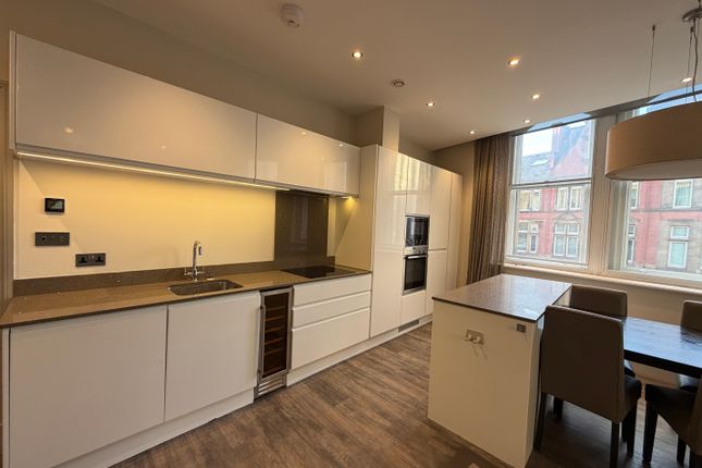 Apartment 11, 8 King Street, King Street Apartments, Manchester photo 3