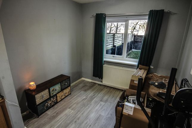 42, Peckforton Way, Chester photo 4