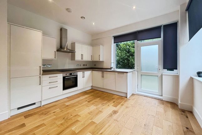 25 Providence House,, Bartley Way, Hampshire photo 2