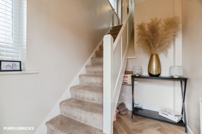 17, Avon close, Stockton-on-Tees photo 4