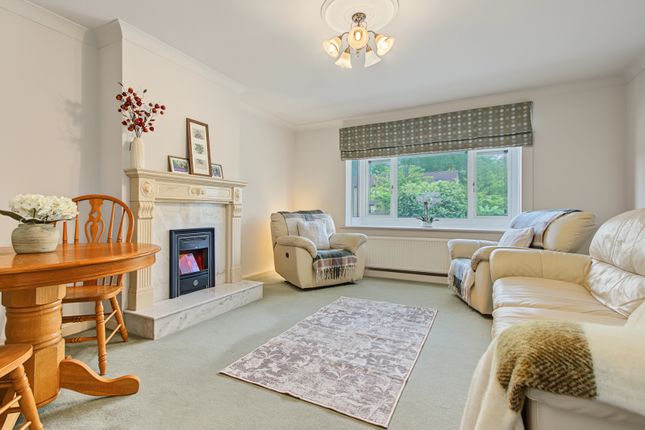 10 Aysgarth Close, Wakefield photo 4